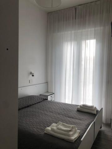 רימיני Hotel Oria מראה חיצוני תמונה
