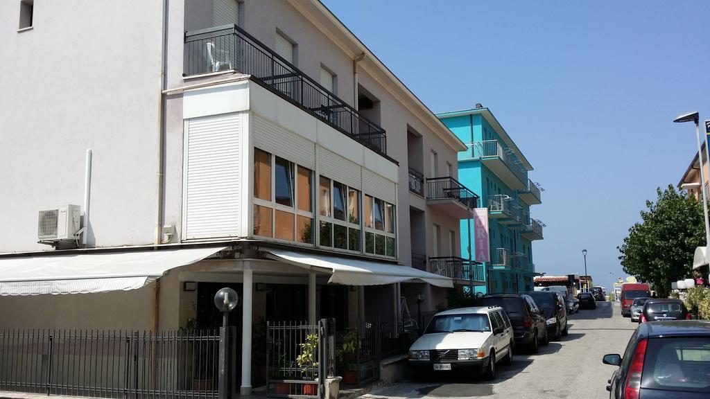 רימיני Hotel Oria מראה חיצוני תמונה